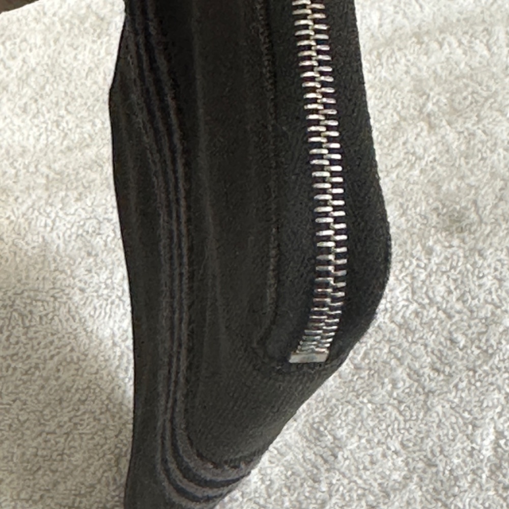 Hermes 'Fourre Tout PM' Zippy Wallet - Picture 8 of 15
